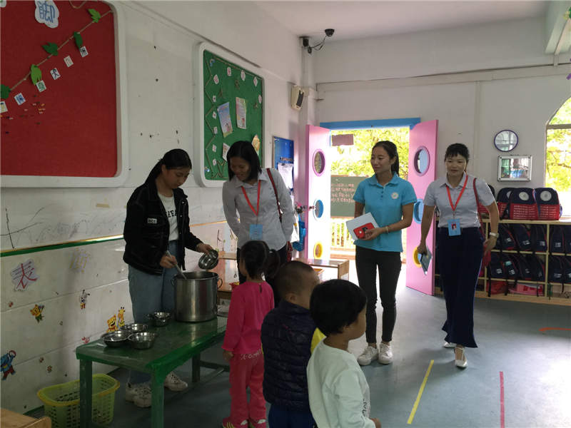 我校開展幼兒教育專業(yè)學(xué)生校外見習(xí)動(dòng)員會(huì)2.jpg
